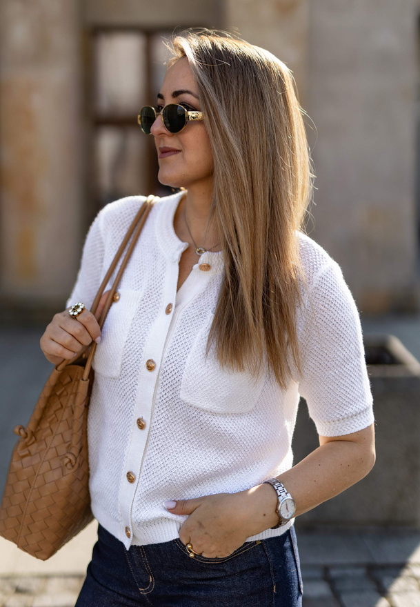 Ecru sweterek z ramii i bawełny 