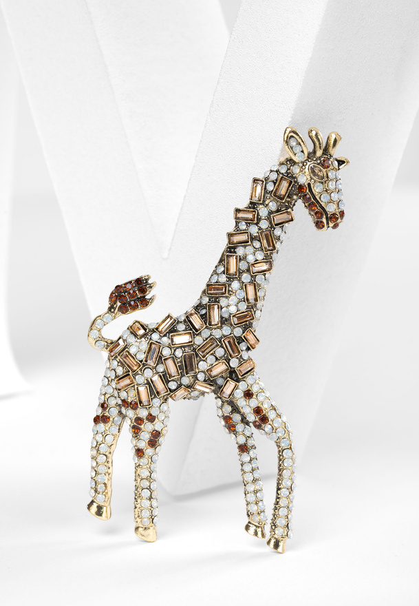 Duża broszka żyrafa z kamykami