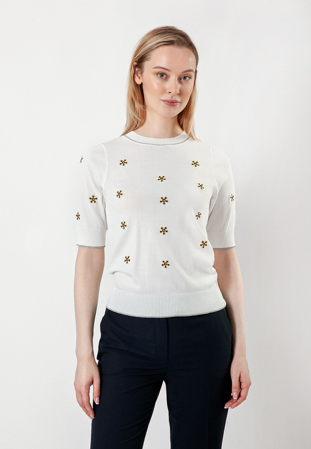 Bluzka z cienkiej dzianiny w aplikacje