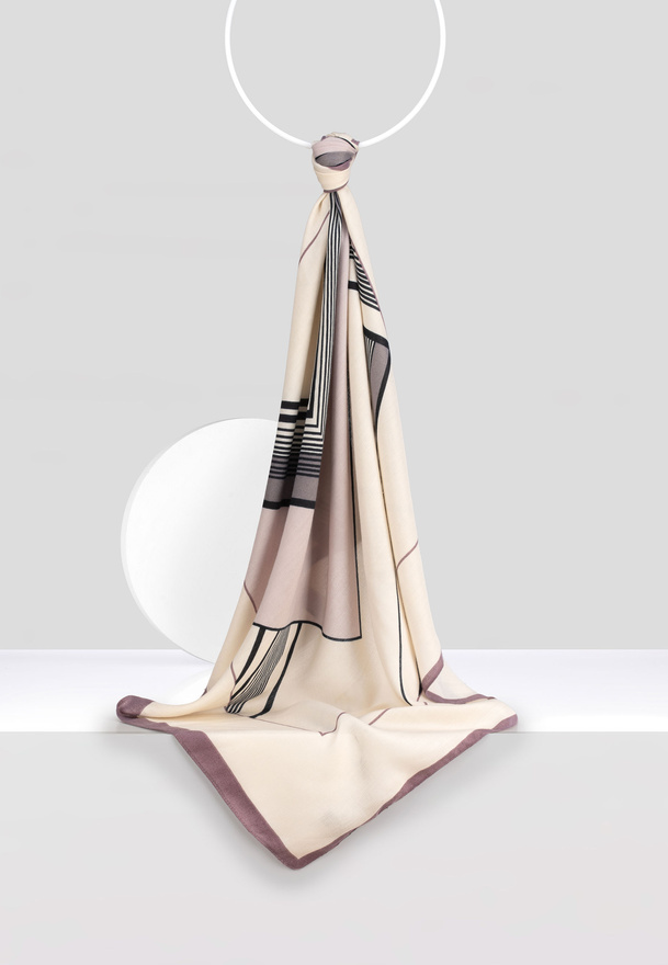 Beżowa wiskozowa apaszka