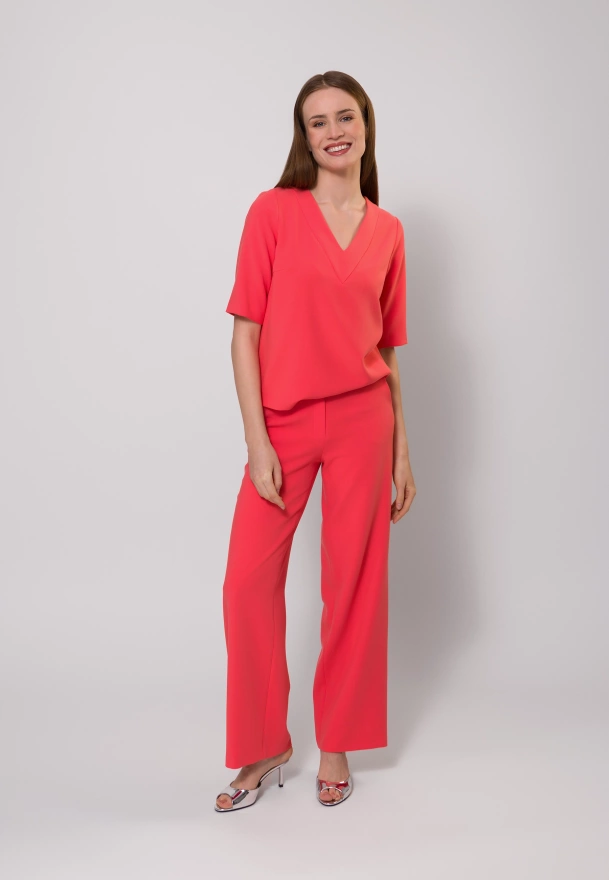 Koralowa bluzka w serek