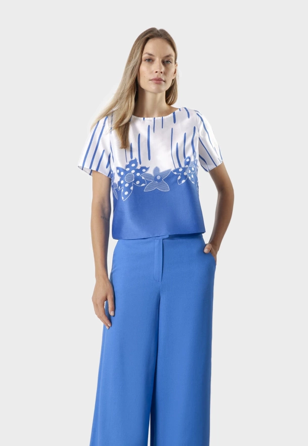 Bawełniana bluzka w niebieskie kwiaty