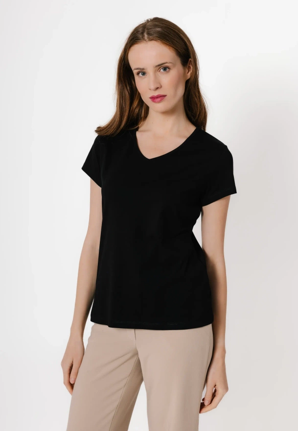 Czarny bawełniany t-shirt w serek