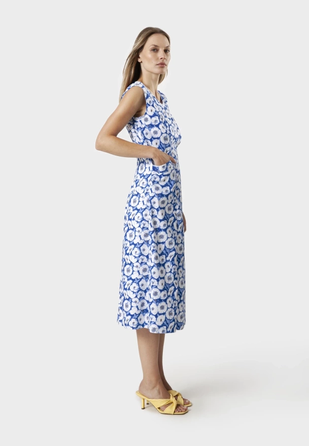 Długa niebieska sukienka z wiskozy w kwiatowy wzór