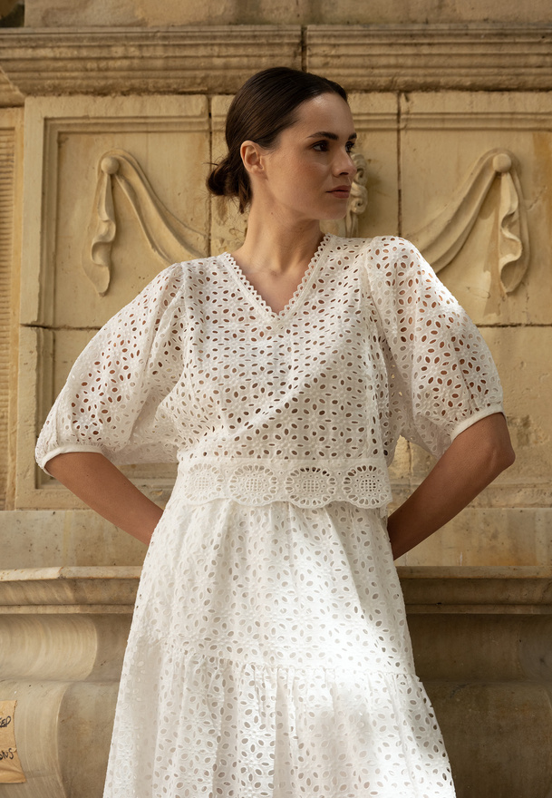 Ażurowa bluzka w serek 100% bawełna