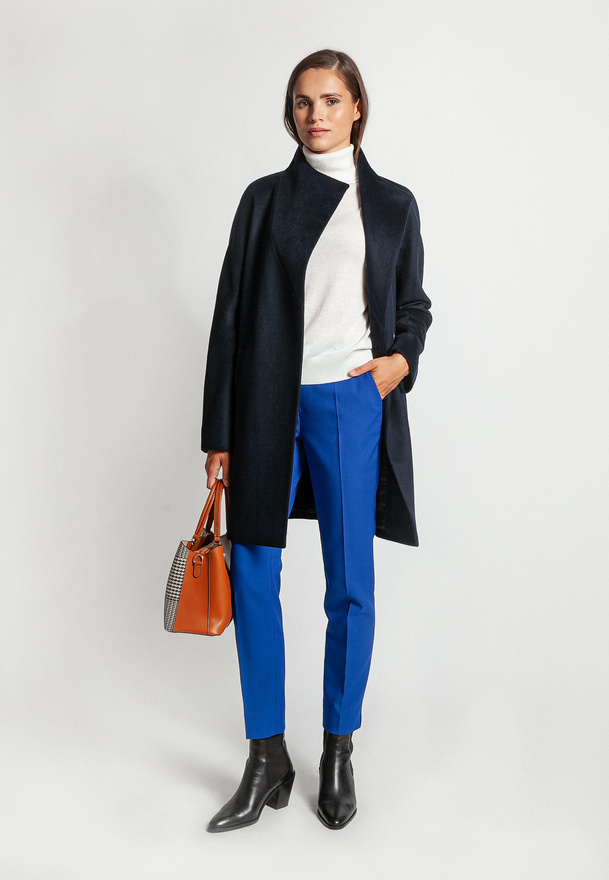 Kobaltowe klasyczne spodnie z kantem