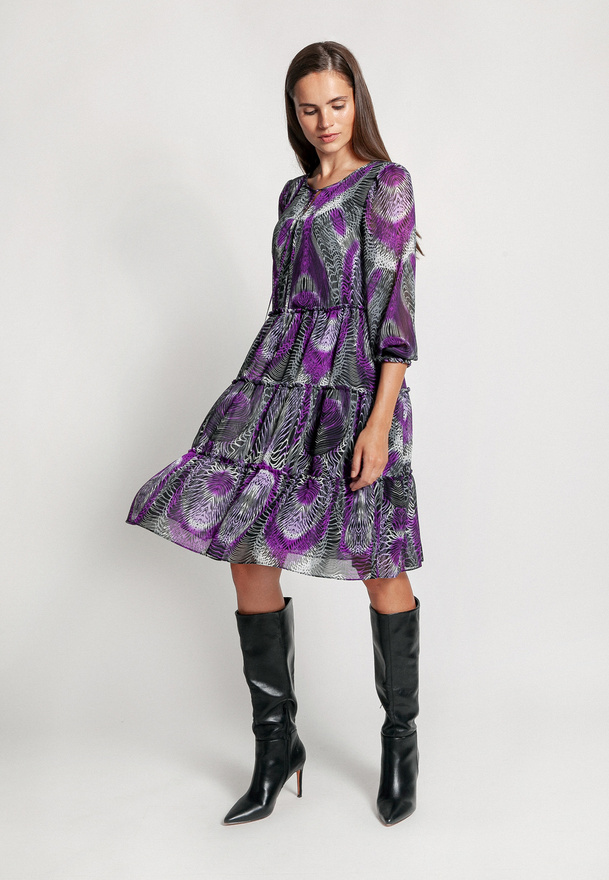 Zwiewna sukienka w pawie pióra