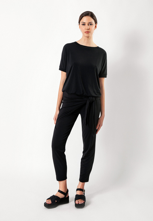 Czarne spodnie z jerseyu z wiązaniem