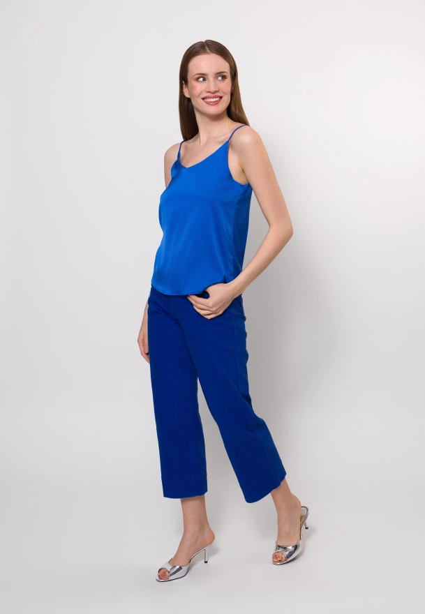 Niebieskie jeansy cropp