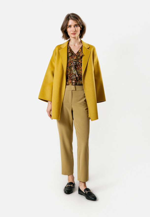 Spodnie w kolorze khaki z wiskozą