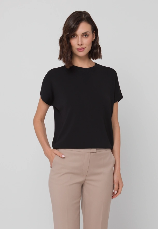 Czarna dzianinowa bluzka z wiskozą