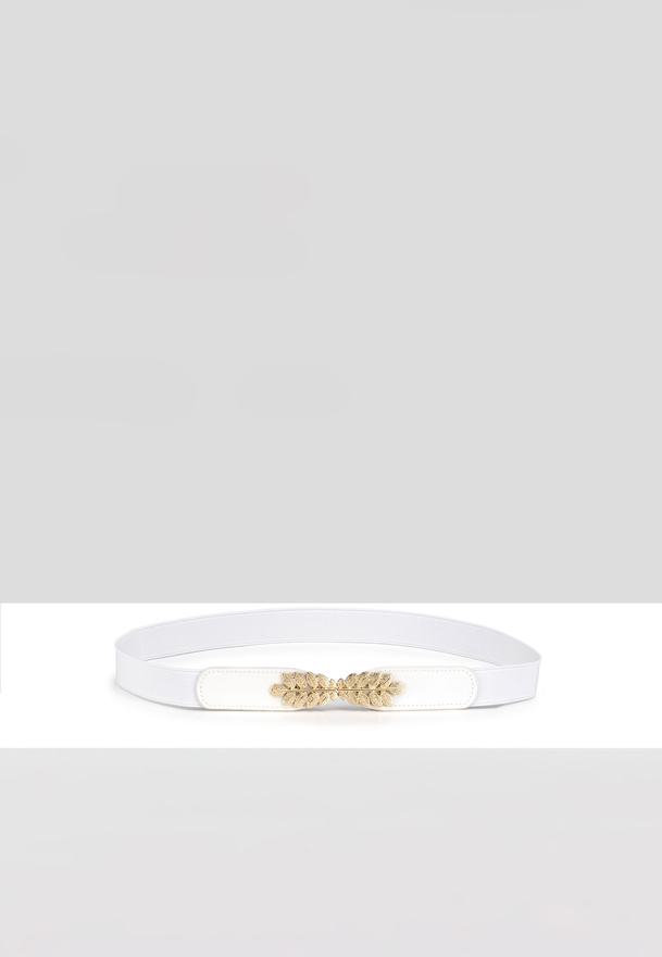 Biały pasek na gumce z ozdobną klamrą