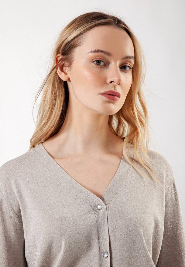 Beżowy kardigan ze srebrną nicią