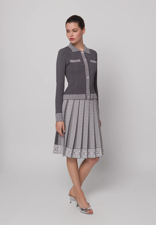 Szara plisowana spódnica z wiskozą