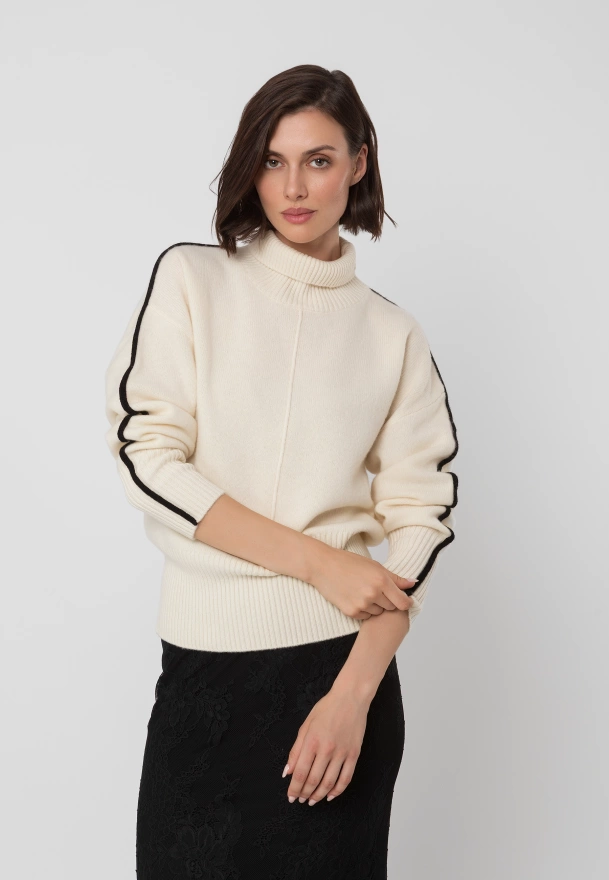 Wełniany golf ecru z lampasami