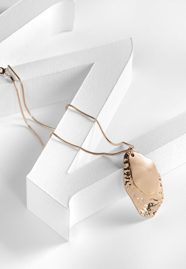 Naszyjnik z podwójną zawieszką