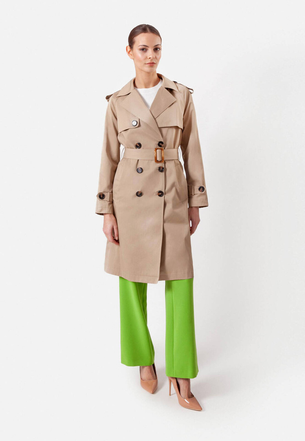 Beżowy dwurzędowy trencz