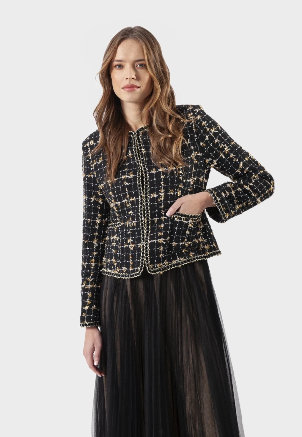 Krótki żakiet z ozdobną kokardą