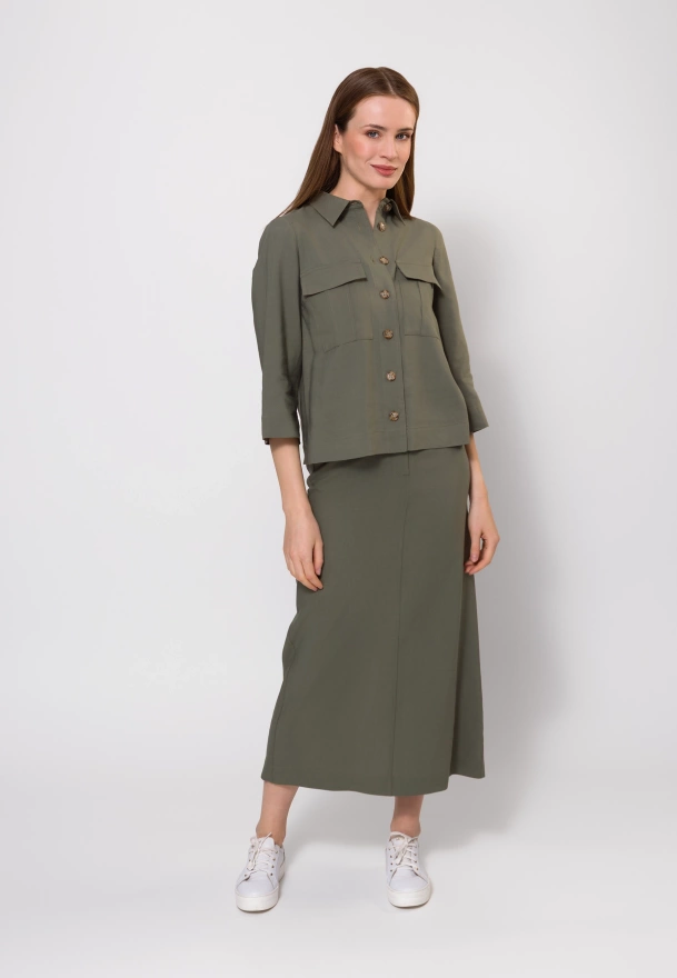 Koszula z rękawem ¾ w oliwkowym kolorze z wiskozą i lnem