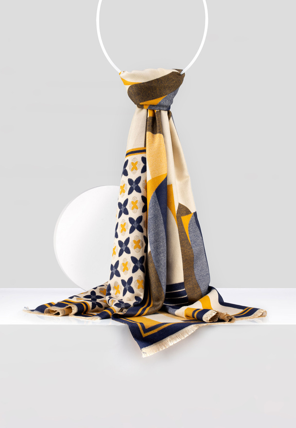 Szal w abstrakcyjny wzór 