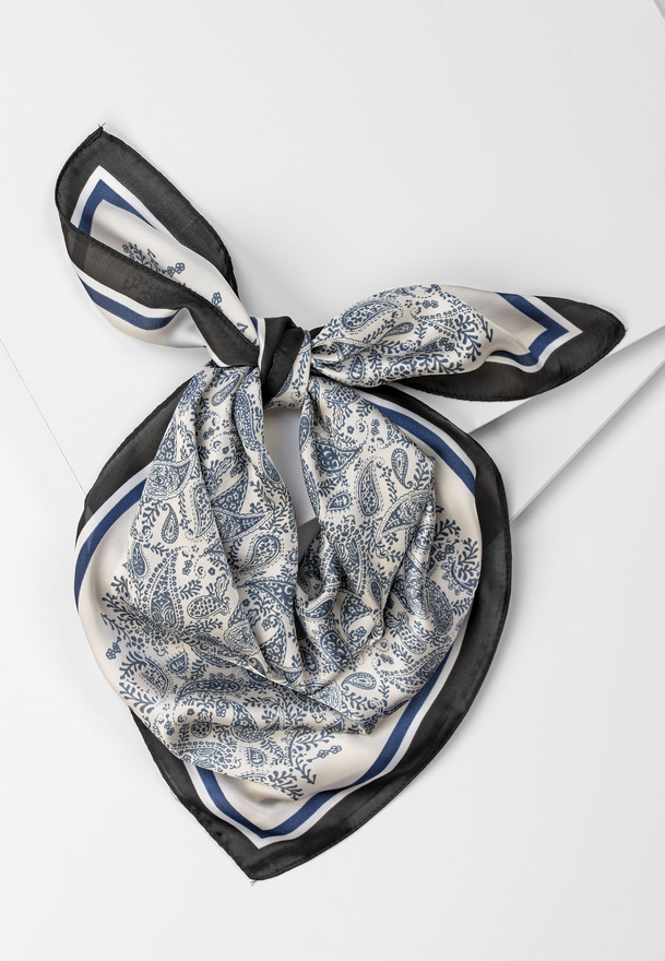 Apaszka w print