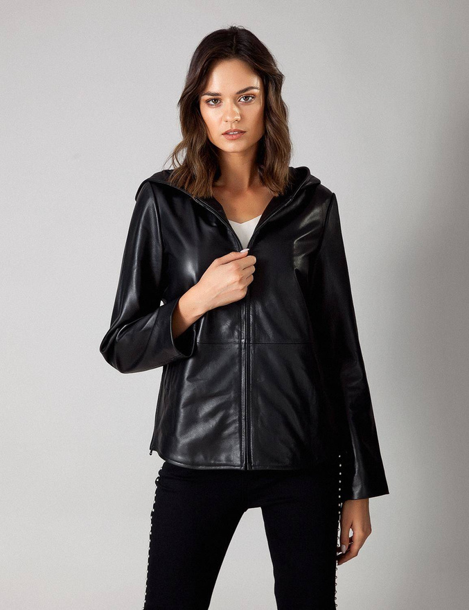 Skórzana kurtka z kapturem