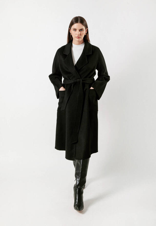 Czarny płaszcz bez podszewki 100% wełna