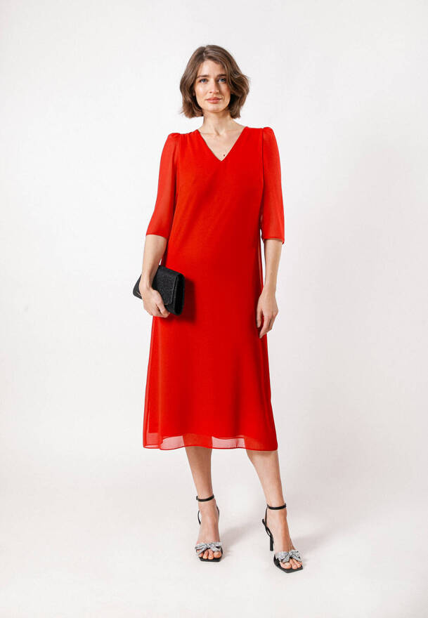 Elegancka czerwona sukienka