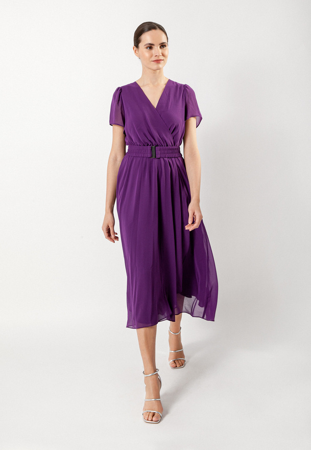 Zwiewna fioletowa sukienka z elastycznym paskiem