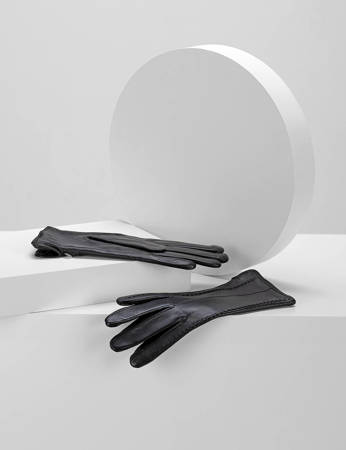 Czarne skórzane rękawiczki  z  plecionką