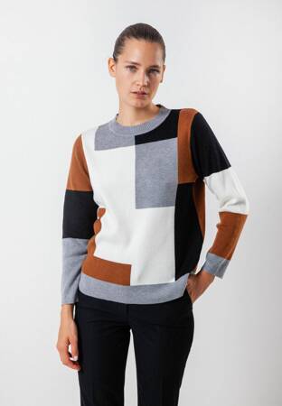 Sweter w geometryczne wzory